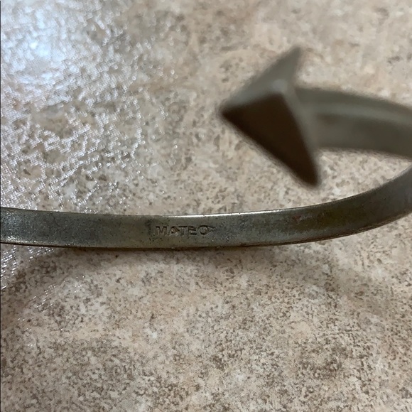 Bracelet - Picture 3 of 3